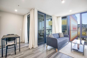 1 bed luxury Braddon unit